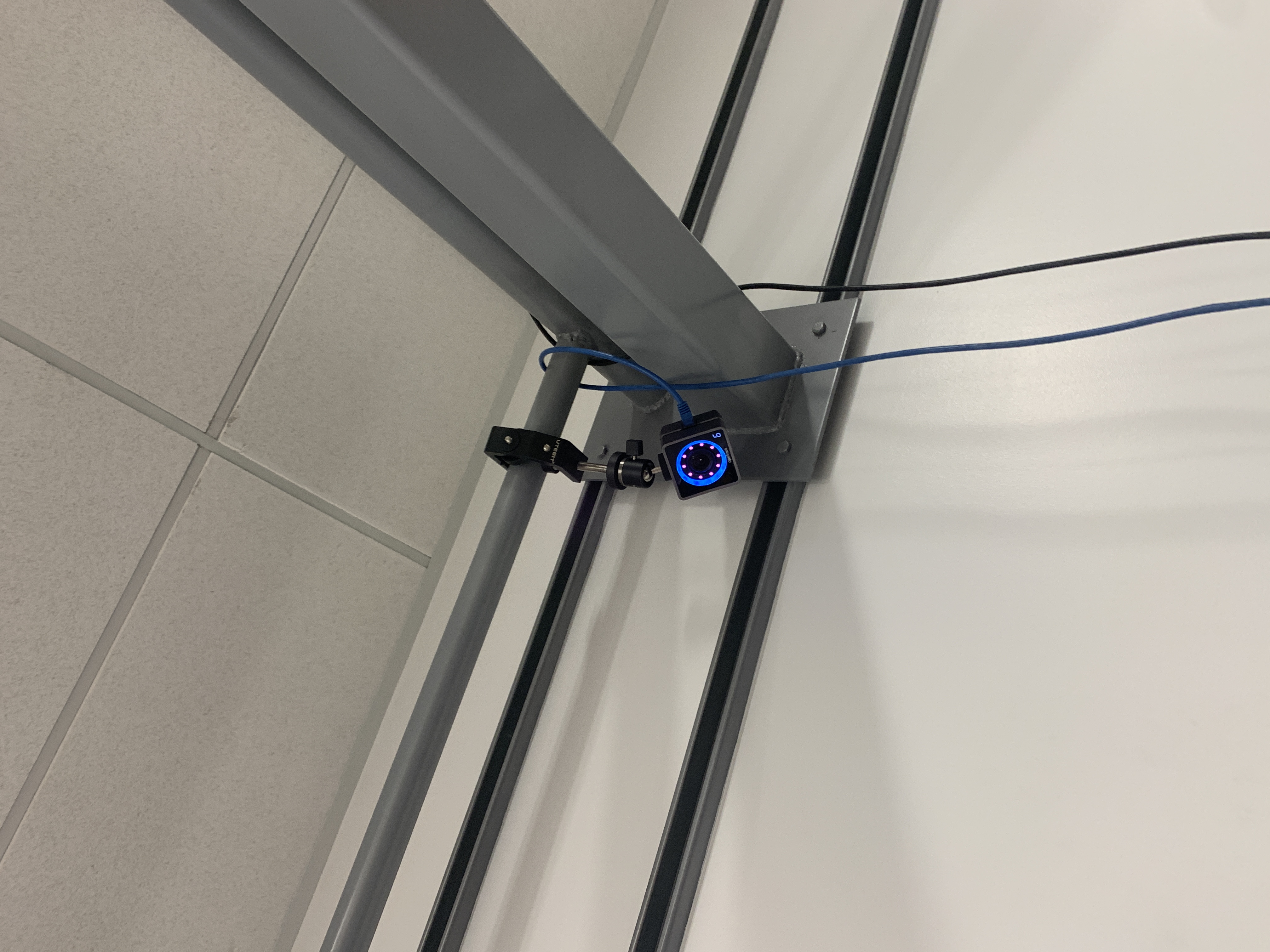 Lab setup — device mounted